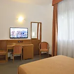 Garibaldi 3* Падуя