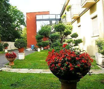 Garibaldi Hotel