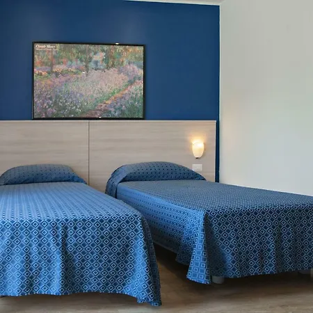 Hotel Garibaldi 3*