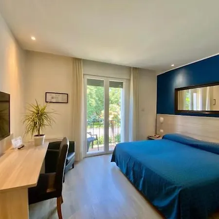 Hotel Garibaldi 3*
