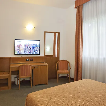 Garibaldi 3* بادوفا